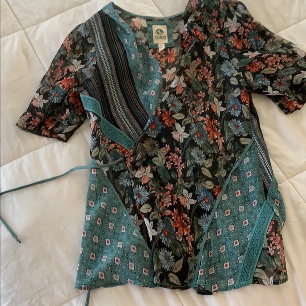 Delicate floral wrap top
